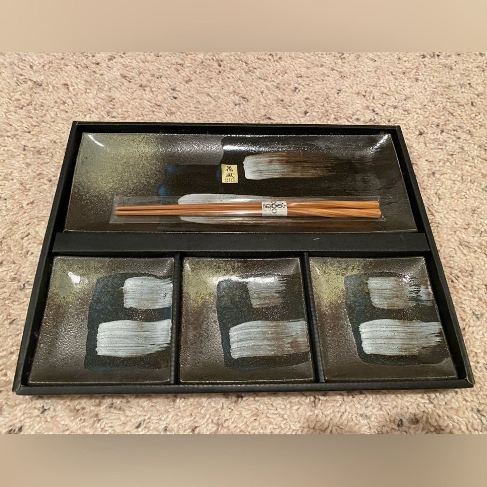 NEW Vintage KAFUN Sushi Set